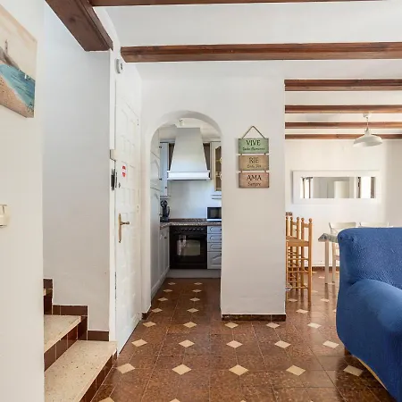Сasa de vacaciones La Casa De La Playa. Piscina, Wifi Y Terraza. *