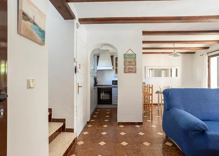 펜션 La Casa De La Playa. Piscina, Wifi Y Terraza. *