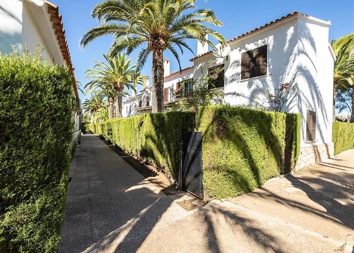 La Casa De La Playa. Piscina, Wifi Y Terraza. *