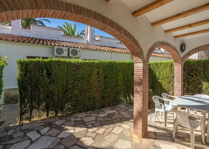 La Casa De La Playa. Piscina, Wifi Y Terraza. *